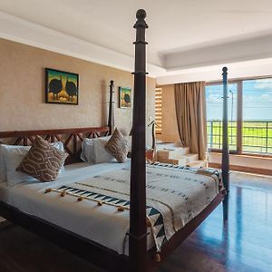Family King Suite